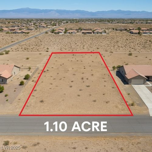 5201 Deanna St, Pahrump, NV, 89048-7218 | Card Image