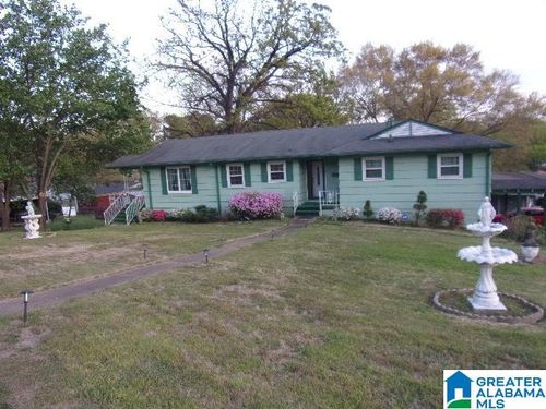 601 Park Ave, Fairfield, AL, 35064-1542 | Card Image