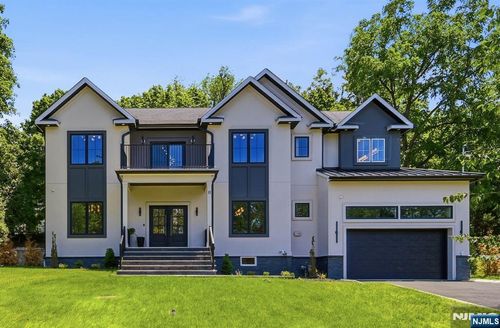11 Rale Ter, Livingston, NJ, 07039-4715 | Card Image