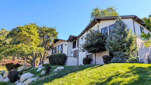 8 Mountain Wood Ln, Sandy, UT, 84092-5502 | Card Image
