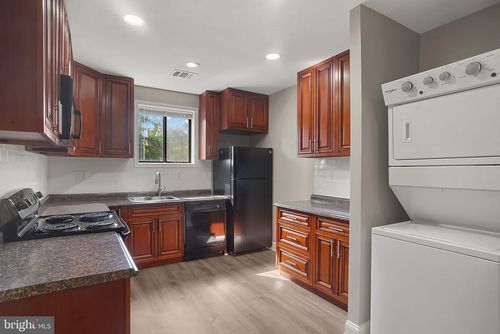 unit-8a-3922 Rolling Rd, PIKESVILLE, MD, 21208-2252 | Card Image