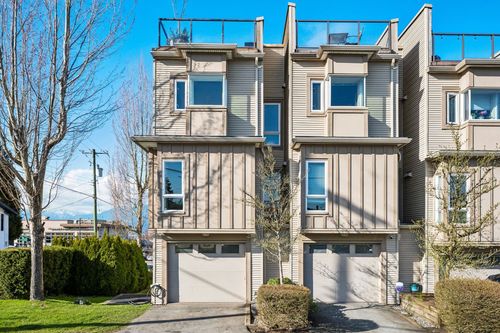 18-3788 Laurel St, Burnaby, BC, V5G1M7 | Card Image