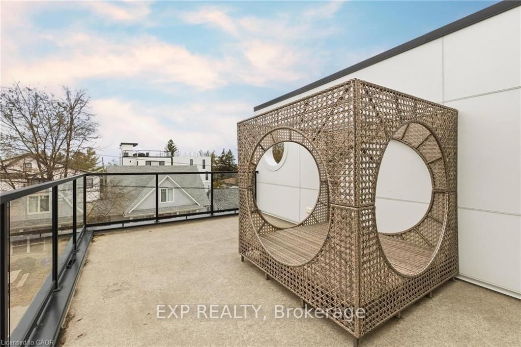 Residential in Lambton Shores 4