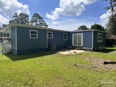 1011 Trenton Dr, House other with 4 bedrooms, 1 bathrooms and 1 parking in Pensacola FL | Image 3