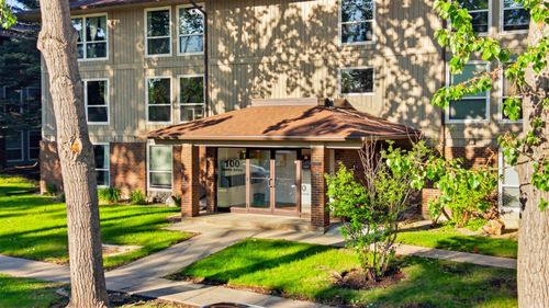 122-860 Midridge Dr Se, Calgary, AB, T2X1K1 | Card Image
