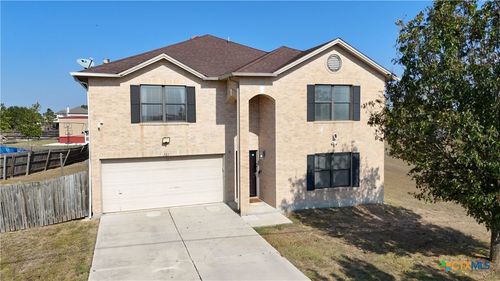 585 Siebert Dr, Kyle, TX, 78640-5109 | Card Image