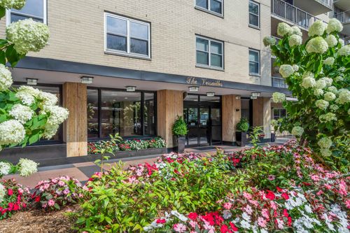 apt-11e-6600 Kennedy Blvd E, West New York, NJ, 07093-4240 | Card Image