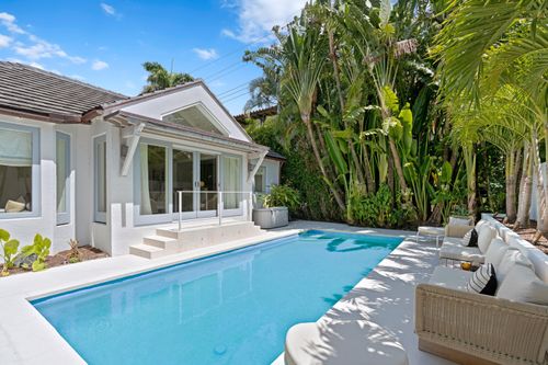 365 Hibiscus Ave, Palm Beach, FL, 33480-4634 | Card Image