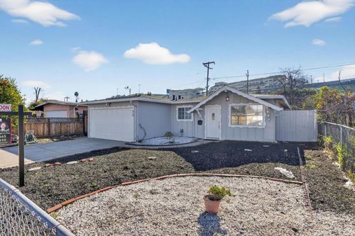 240 Santa Rosa Dr, San Jose, CA, 95111-3557 | Card Image