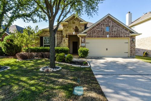 9409 Caliente Dr, McKinney, TX, 75072-8841 | Card Image