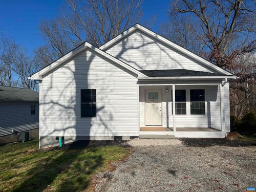 913 Gardner St, WAYNESBORO, VA, 22980-2913 | Card Image