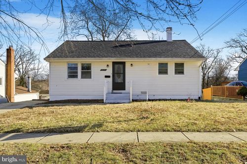 9013 Volta St, LANHAM, MD, 20706-4209 | Card Image