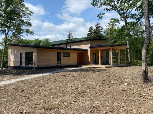 naand1-440 Belfast Road, Camden, ME, 04843 | Card Image