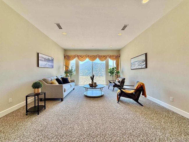 9189 Vista Entrada, House other with 4 bedrooms, 4 bathrooms and 12 parking in Lakeside CA | Image 11