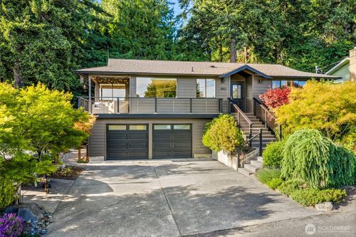 1002 Ne Holm Ct, Poulsbo, WA, 98370-8438 | Card Image
