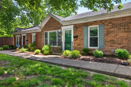 105 Savannah Way, Danville, KY, 40422-1935 | Card Image