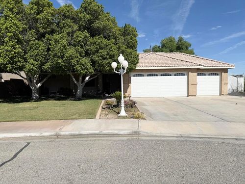 228 Shaded Palm, Blythe, CA, 92225-3327 | Card Image