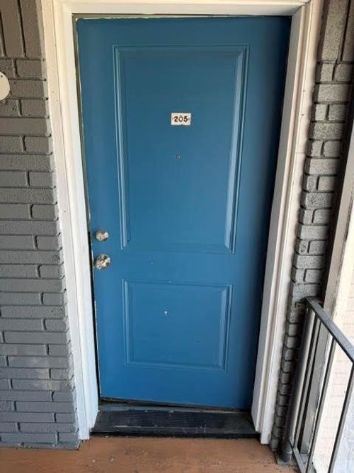 205-723 N Marsalis Ave, Dallas, TX, 75203-5730 | Card Image