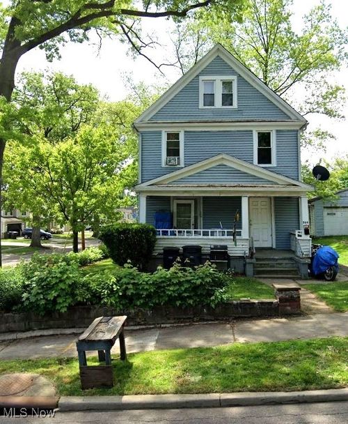 564 Euclid Ave, Akron, OH, 44307-1567 | Card Image