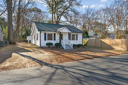 23 W Academy St, Wendell, NC, 27591-6912 | Card Image