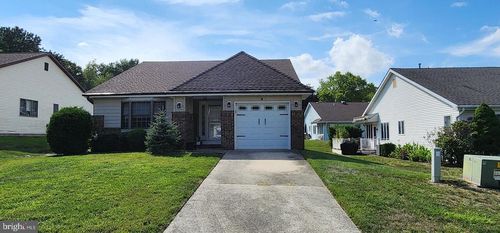 4 Elm Rd, Manahawkin, NJ, 08050-1502 | Card Image
