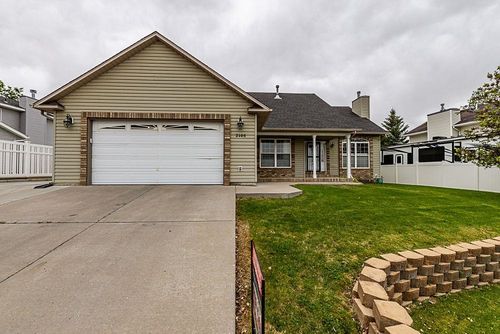 2105 E Teton Blvd, Green River, WY, 82935-6220 | Card Image