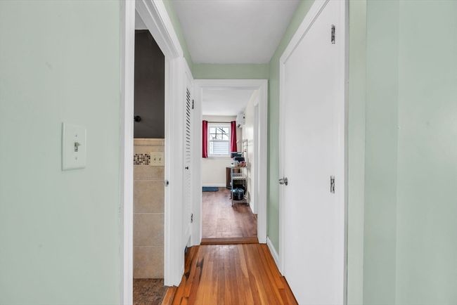 117 Vale St, House other with 3 bedrooms, 2 bathrooms and 4 parking in Worcester MA | Image 16