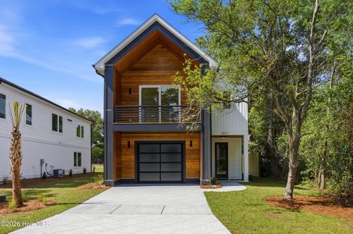 5017 Peachtree Ave, Wilmington, NC, 28403-7031 | Card Image