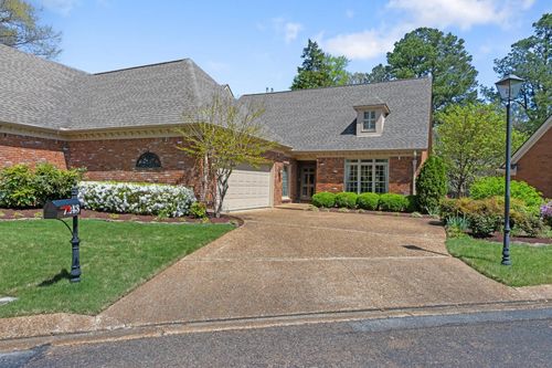 7243 Plantation Cir, Germantown, TN, 38138-3739 | Card Image