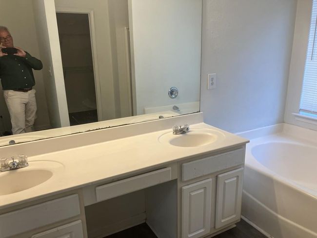 10246 Deep Creek Pl, House other with 4 bedrooms, 3 bathrooms and null parking in Union City GA | Image 10