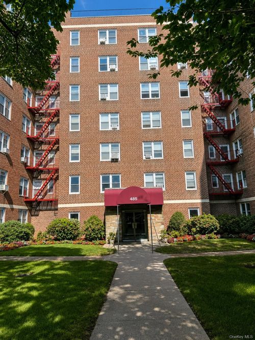c24-485 Bronx River Rd, Yonkers, NY, 10704-2577 | Card Image