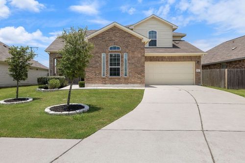 811 Kates Way, Hutto, TX, 78634-2074 | Card Image