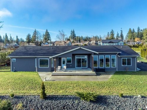 3885 Discovery Dr, Campbell River, BC, V9W4X5 | Card Image