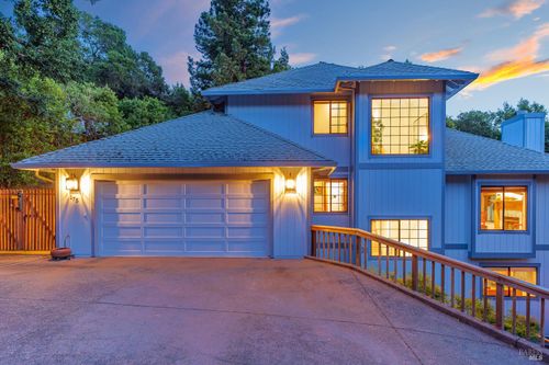 175 Grandview Ave, Novato, CA, 94945-3526 | Card Image