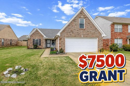 5743 Fawn Dr, Southaven, MS, 38672-6801 | Card Image