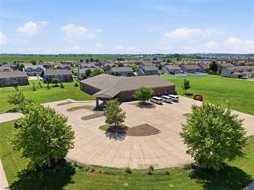 70 N Kansas Ave, North Liberty, IA, 52317-2318 | Card Image