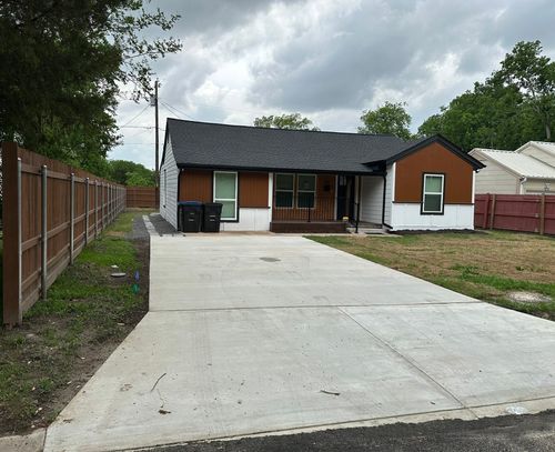 1008 Bell Dr, Greenville, TX, 75401-2208 | Card Image