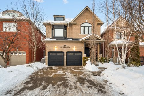 32 Strauss Rd, Thornhill, ON, L4J8Z6 | Card Image