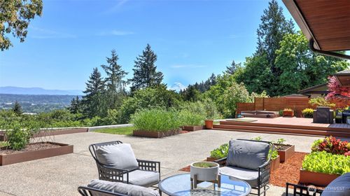 22010 34th Ave S, SeaTac, WA, 98198-6782 | Card Image
