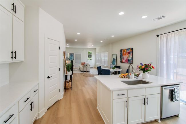 231 N Husband Street, Condo with 4 bedrooms, 4 bathrooms and null parking in Stillwater OK | Image 4