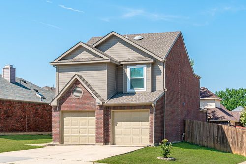 2044 Mallard Dr, Lewisville, TX, 75077-7682 | Card Image