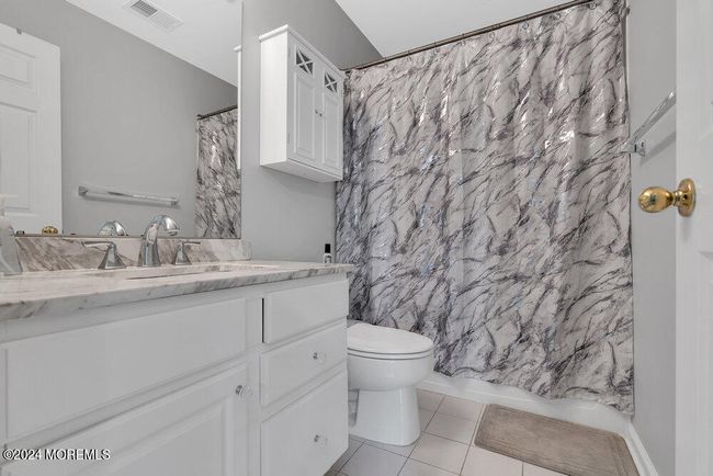 45 Fells Dr, Condo with 3 bedrooms, 3 bathrooms and null parking in Manalapan NJ | Image 23