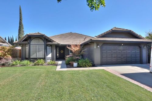 2500 Orchard Park Way, Modesto, CA, 95355 | Card Image