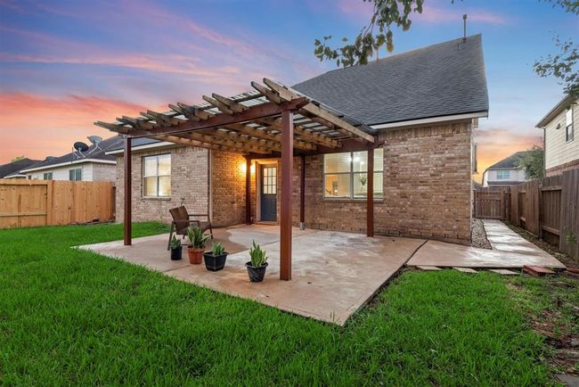 2023 Creek Run Dr, House other with 4 bedrooms, 3 bathrooms and 2 parking in Pearland TX | Image 5