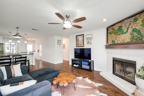 apt-2076-2215 Post Rd, Austin, TX, 78704-4345 | Card Image