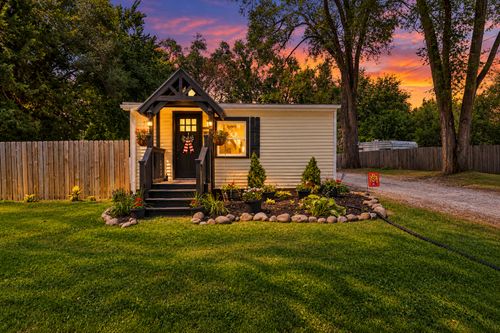 9590 115th St, Blue Grass, IA, 52726-9504 | Card Image
