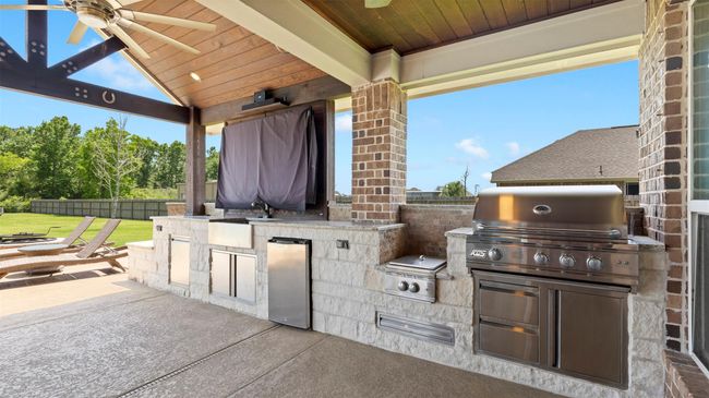 15314 Icet Creek Ave, House other with 4 bedrooms, 3 bathrooms and 3 parking in Mont Belvieu TX | Image 5
