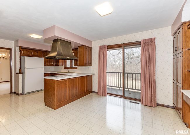 9721 234 Th St N, House other with 3 bedrooms, 2 bathrooms and null parking in Port Byron IL | Image 16