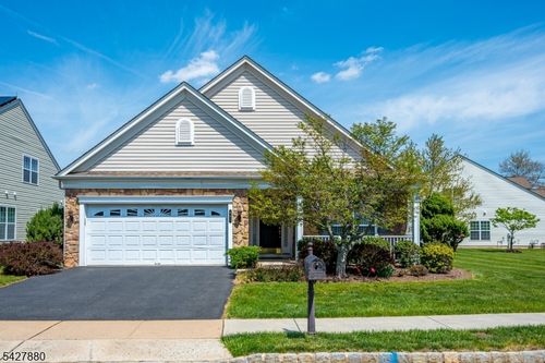 281 Longwood Ln, Somerset, NJ, 08873-6033 | Card Image