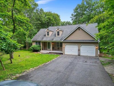 31 White Oak Drive, House other with 4 bedrooms, 2 bathrooms and null parking in Penn Forest Township PA | Image 2